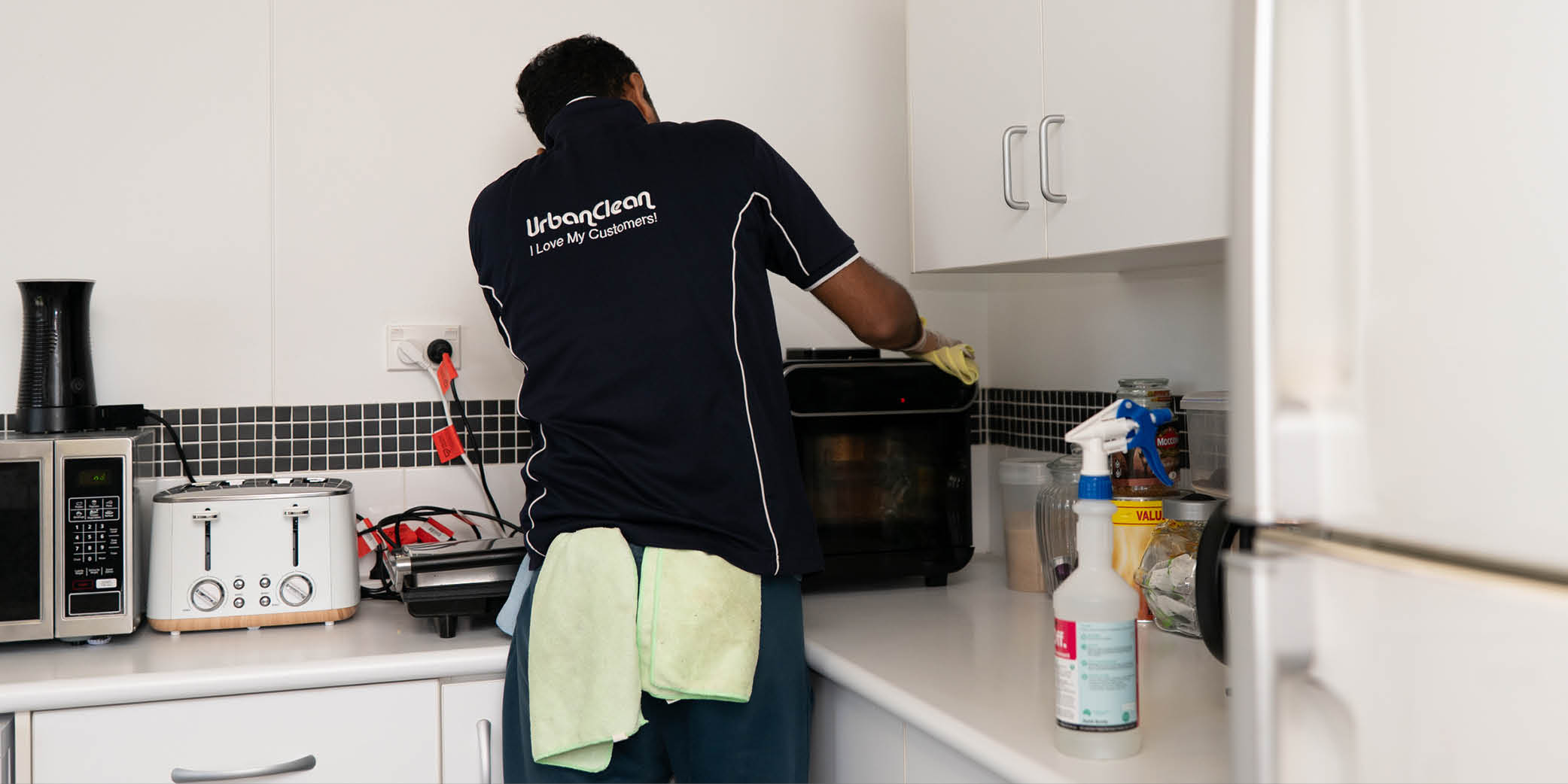 In franchising, success is rarely about luck. It’s built on discipline, consistency, and the commitment to follow a proven path. That point was made crystal clear when Action Coach Bill Stack spoke at the Urban Clean 2025 Growth Summit.