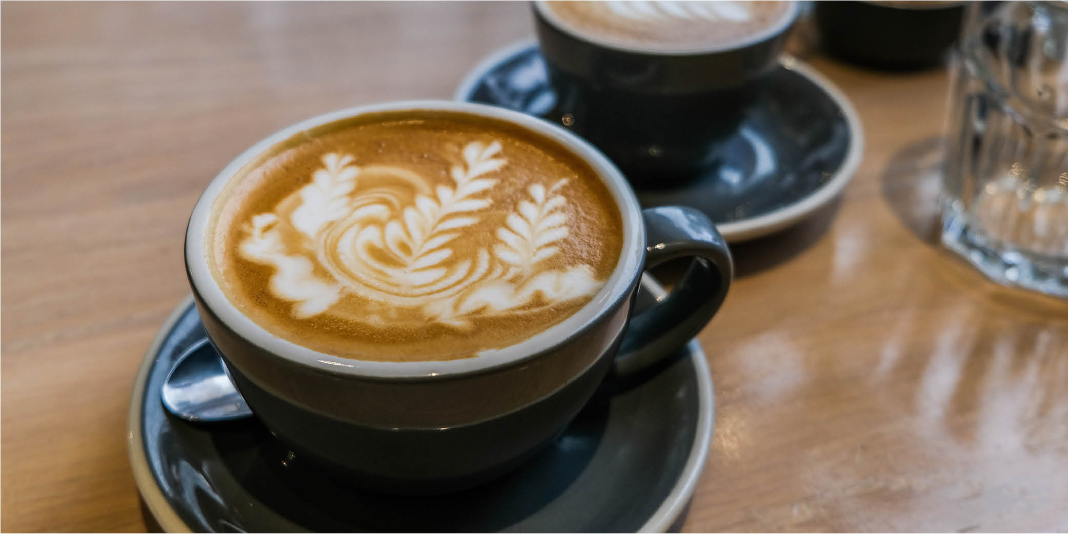 Most Australians spend more than a third of their lives at work, and for many, Monday feels like the start of another long cycle of commuting, clock‑watching, and squeezing life into the gaps. The traditional 9–5 model hasn’t changed in decades, even though the way we live absolutely has. It’s no wonder so many people wake up on Monday already wishing it was Friday — the routine simply doesn’t fit modern life anymore.